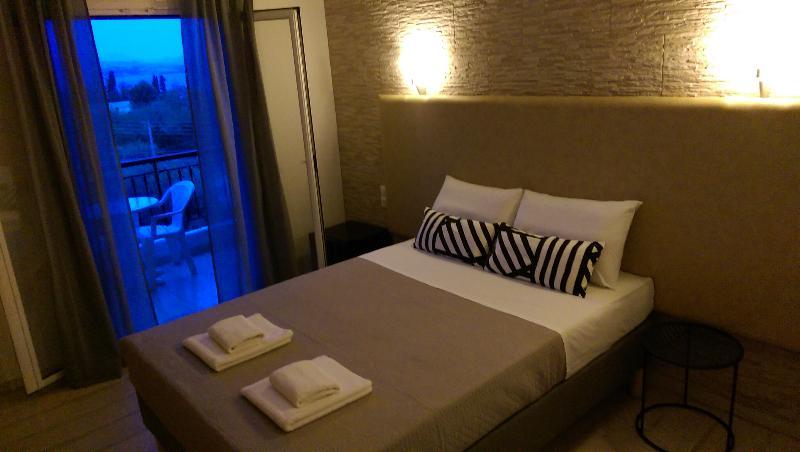 Hotel Tina Limni  Zewnętrze zdjęcie